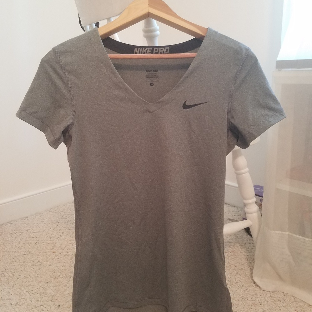 Grey Nike Pro Fitted Athletic Top, Size M